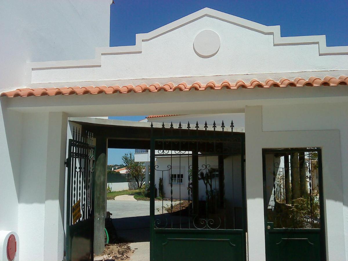 Apartamento Charming 2-bed In Olhos De Agua