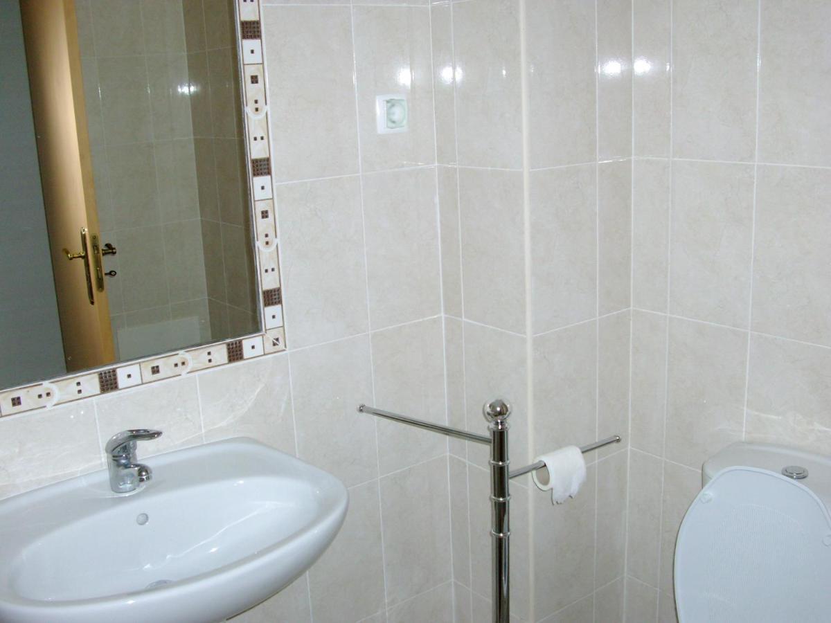 Charming 2-bed In Olhos De Agua *
